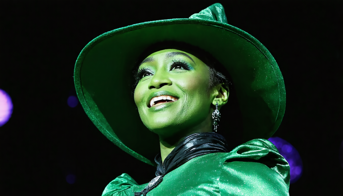 découvrez comment cynthia erivo transforme le personnage d'elphaba en une méchante captivante et irrésistible dans une performance ensorcelante pleine de puissance et d'émotion.